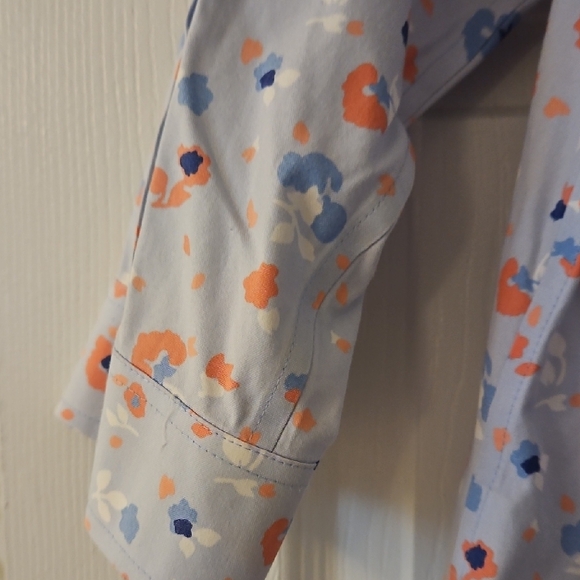 L.L. Bean Light Blue Floral Shirt with Orange and Navy Accents. Size M. - Picture 6 of 9